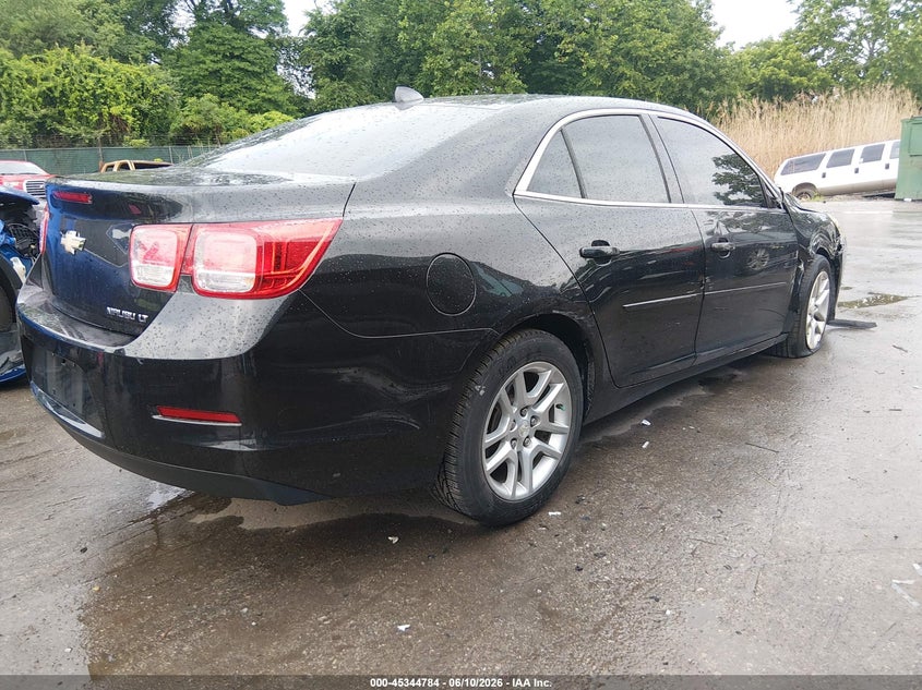 2014 Chevrolet Malibu VIN 1G11C5SL4EF188115 IAAI salvage auction — SIDE, Salvage Title, sold $1,150 on 2026-07-19 (photo 4)