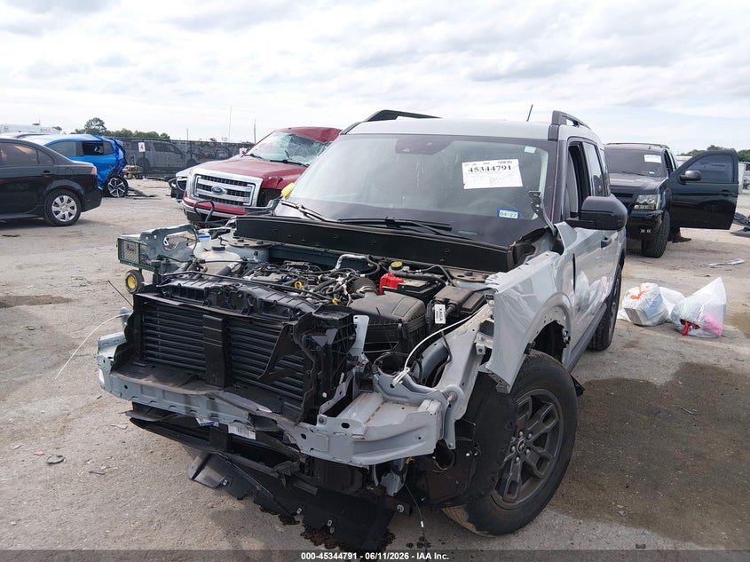 2024 Ford Bronco sport VIN 3FMCR9B66RRF45511 IAAI salvage auction — FRONT END, Salvage Title, sold $9,000 on 2026-08-20 (photo 2)