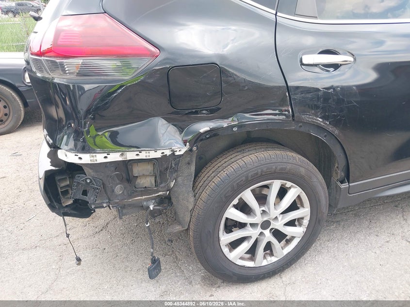 2020 Nissan Rogue VIN KNMAT2MV8LP527051 IAAI salvage auction — RIGHT REAR, Clear (Michigan), sold $2,450 on 2026-07-16 (photo 6)