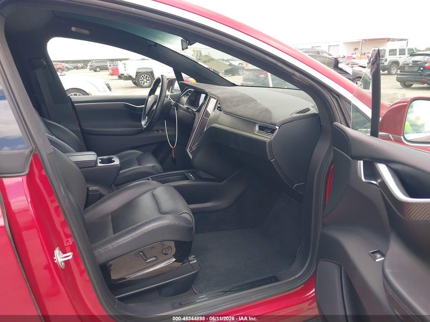 2016 Tesla Model x VIN 5YJXCBE24GF006312 IAAI salvage auction — REAR END, Salvage Title, sold $8,800 on 2026-08-20 (photo 5)