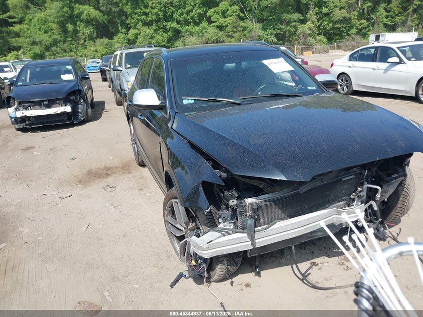 2015 Audi Sq5 VIN WA1CGAFP7FA146752 IAAI salvage auction — FRONT END, Clear (Massachusetts), sold $1,125 on 2026-07-14 (photo 1)