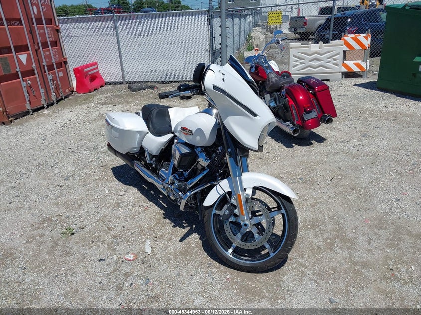 2024 Harley-davidson Street glide VIN 1HD1KB718RB638053 IAAI salvage auction — FRONT END, Salvage (Indiana), sold $12,350 on 2026-08-11 (photo 1)