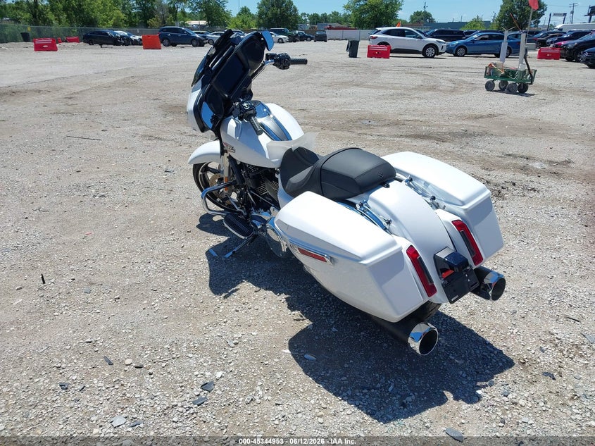 2024 Harley-davidson Street glide VIN 1HD1KB718RB638053 IAAI salvage auction — FRONT END, Salvage (Indiana), sold $12,350 on 2026-08-11 (photo 3)