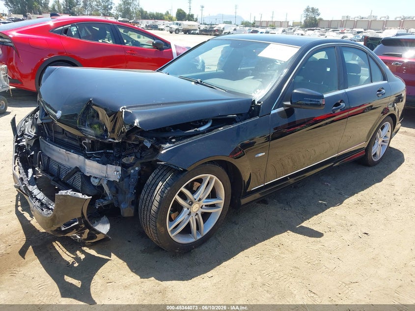 2012 Mercedes-benz C-klasse VIN WDDGF4HB1CR220568 IAAI salvage auction — FRONT END, Salvage Title, sold $1,000 on 2026-07-15 (photo 2)