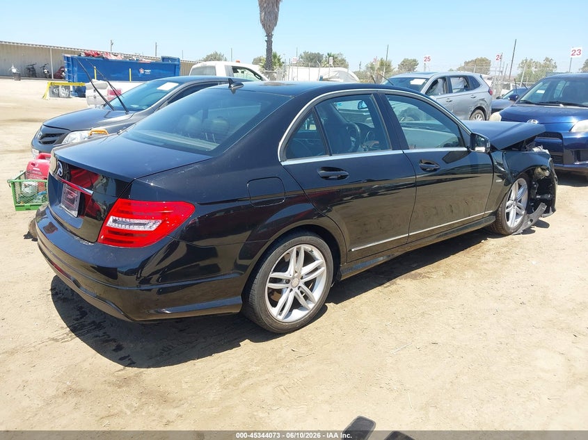 2012 Mercedes-benz C-klasse VIN WDDGF4HB1CR220568 IAAI salvage auction — FRONT END, Salvage Title, sold $1,000 on 2026-07-15 (photo 4)