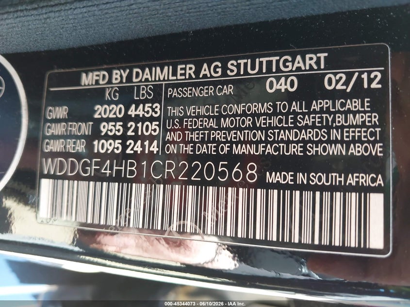 2012 Mercedes-benz C-klasse VIN WDDGF4HB1CR220568 IAAI salvage auction — FRONT END, Salvage Title, sold $1,000 on 2026-07-15 (photo 9)