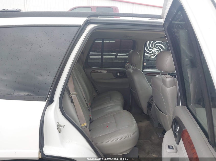 2005 Gmc Envoy VIN 1GKDT13SX52153089 IAAI salvage auction — NORMAL WEAR, Repossession Paperwork (Georgia), sold $550 on 2026-07-09 (photo 8)
