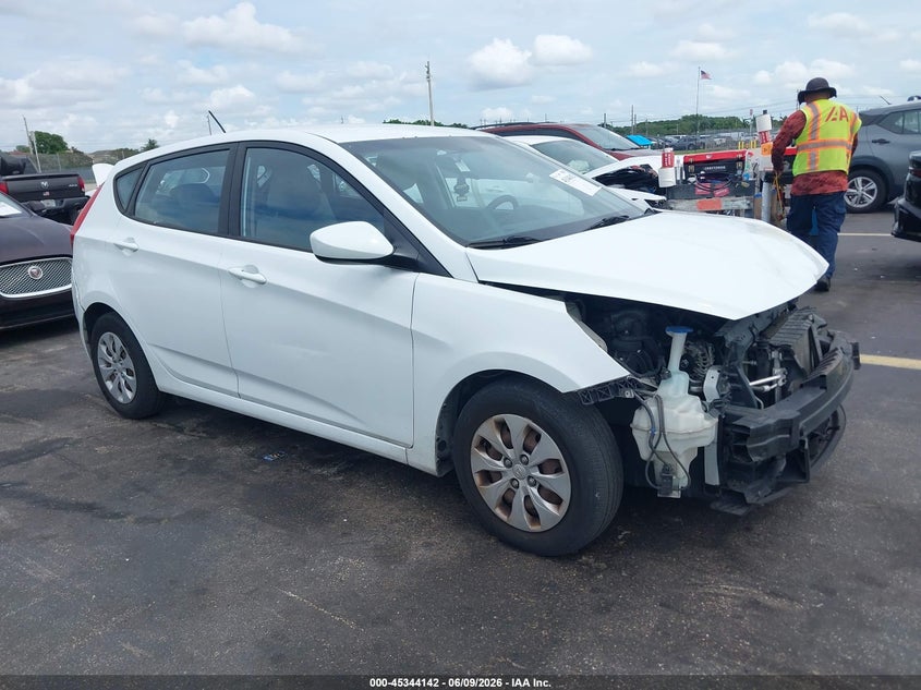 2016 Hyundai Accent VIN KMHCT5AE7GU248224 IAAI salvage auction — FRONT END, Rebuildable (Florida), sold $650 on 2026-07-23 (photo 1)
