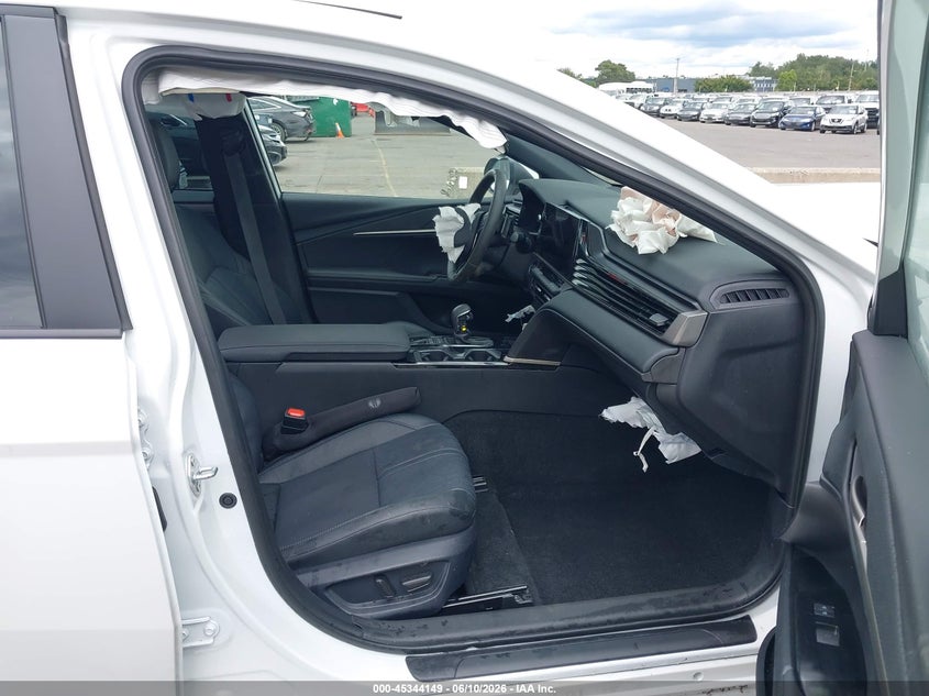 2026 Toyota Camry VIN 4T1DAACK9TU682595 IAAI salvage auction — ROLLOVER, Salvage Title, sold $5,400 on 2026-08-01 (photo 5)