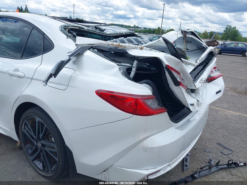 2026 Toyota Camry VIN 4T1DAACK9TU682595 IAAI salvage auction — ROLLOVER, Salvage Title, sold $5,400 on 2026-08-01 (photo 6)