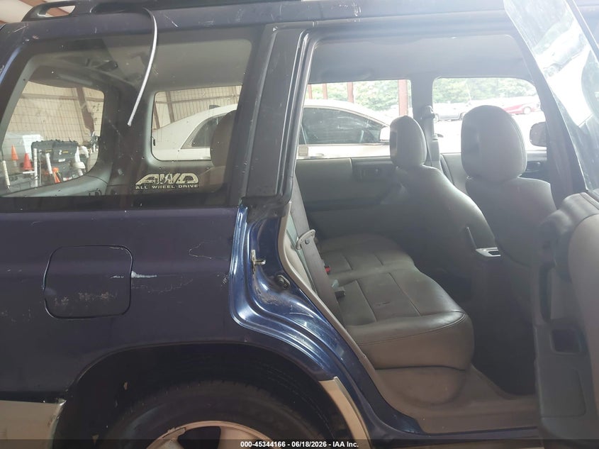 2001 Subaru Forester VIN JF1SF65551G726126 IAAI salvage auction — LEFT SIDE, Clear (Alabama), sold $225 on 2026-07-07 (photo 8)