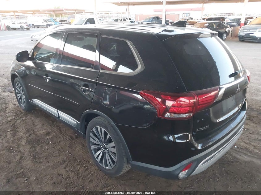 2019 Mitsubishi Outlander VIN JA4AD2A34KZ006597 IAAI salvage auction — REAR END, Salvage (Arizona), sold $2,250 on 2026-07-21 (photo 3)