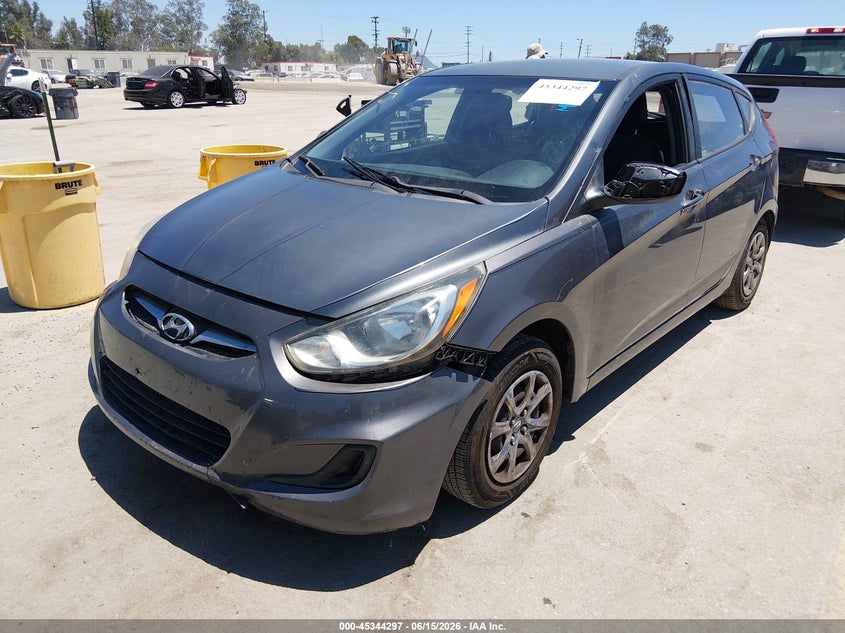 2013 Hyundai Accent VIN KMHCT5AE8DU066060 IAAI salvage auction — RIGHT SIDE, Clear (Tennessee), sold $25 on 2026-07-22 (photo 2)