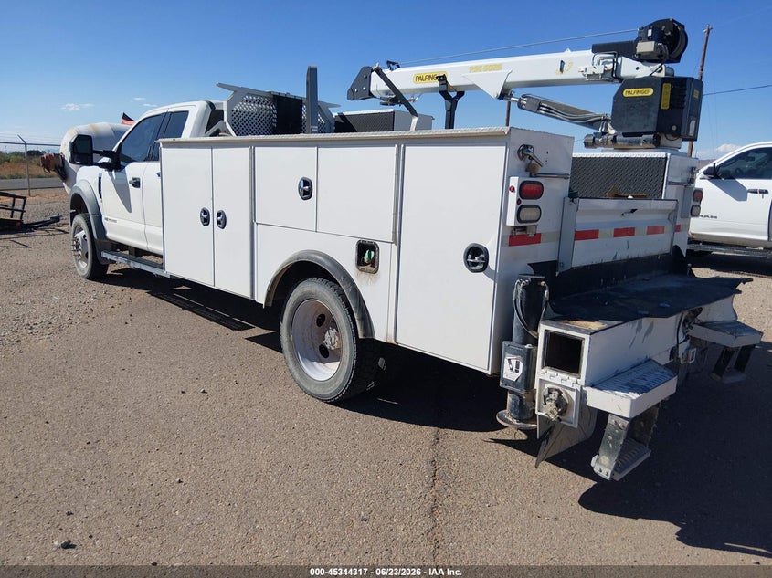 2019 Ford F-550 chassis VIN 1FD0X5HT8KED01849 IAAI salvage auction — REAR END, Clear (New Mexico), sold $40,000 on 2026-07-08 (photo 3)