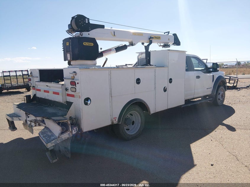 2019 Ford F-550 chassis VIN 1FD0X5HT8KED01849 IAAI salvage auction — REAR END, Clear (New Mexico), sold $40,000 on 2026-07-08 (photo 4)