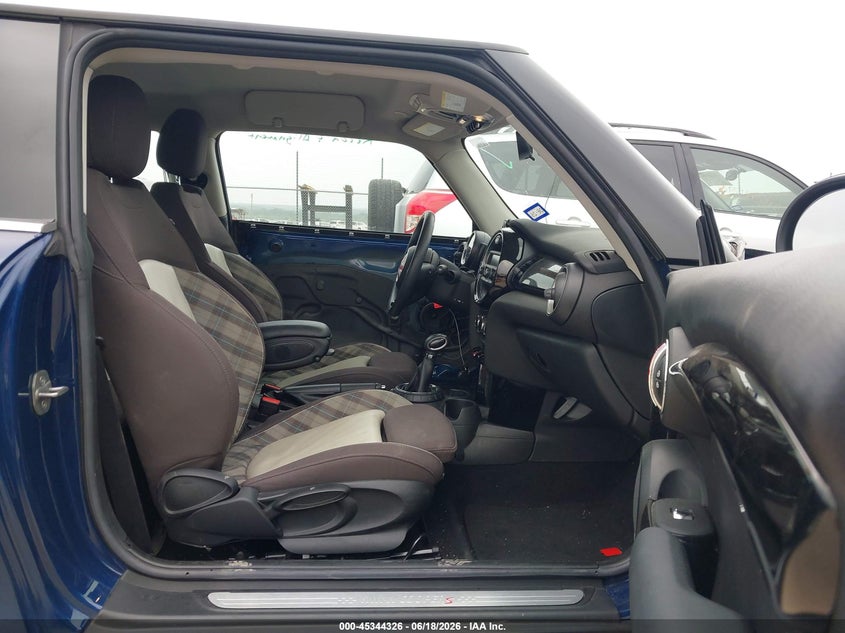2015 Mini Cooper VIN WMWXP7C58F2A33528 IAAI salvage auction — FRONT & REAR, Original (Texas), sold $4,300 on 2026-08-11 (photo 5)