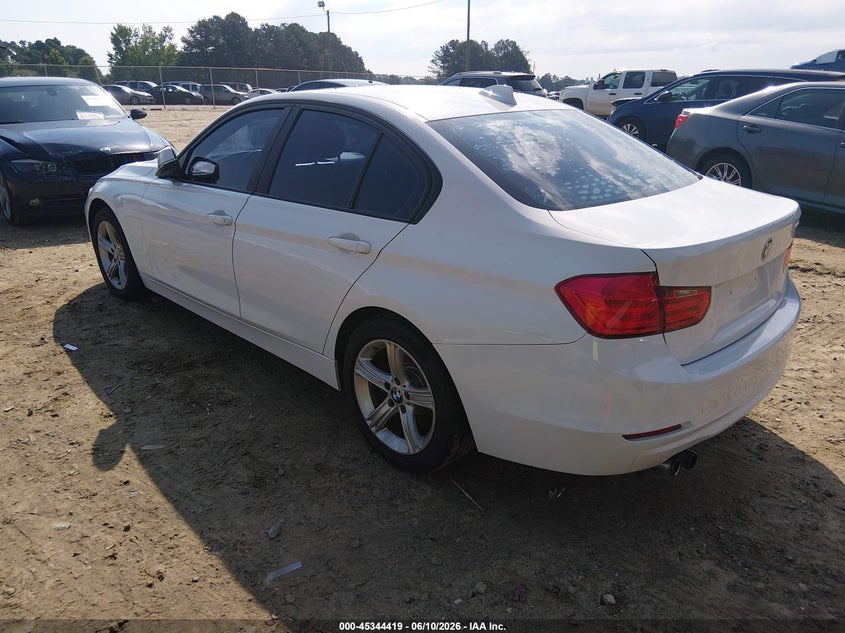 2012 BMW 3er VIN WBA3A5C55CF344114 IAAI salvage auction — UNDERCARRIAGE, Salvage (Georgia), sold $375 on 2026-07-16 (photo 3)