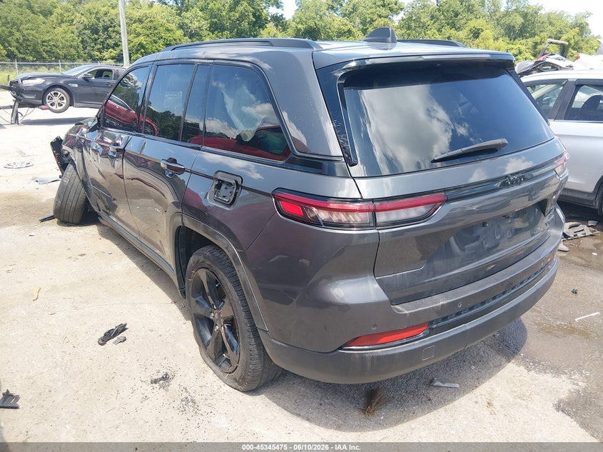 2023 Jeep Grand cherokee VIN 1C4RJGBG7PC663517 IAAI salvage auction — ROLLOVER, Salvage Title, sold $2,650 on 2026-08-27 (photo 3)