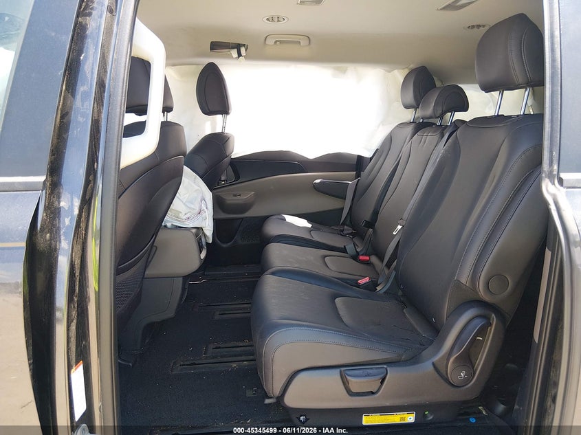 2026 Kia Carnival VIN KNDNB5KA0T6138254 IAAI salvage auction — SIDE, Salvage Title, sold $10,200 on 2026-07-29 (photo 8)