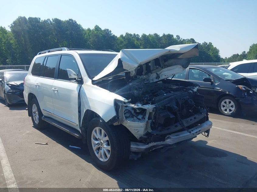 2019 Toyota Land cruiser VIN JTMCY7AJ2K4075798 — IAAI salvage auction photo