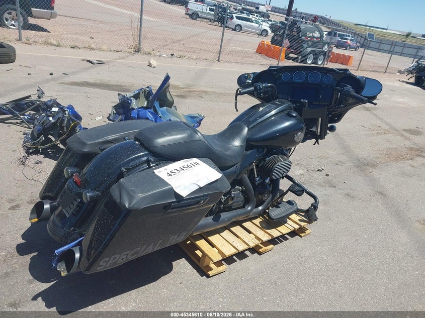 2021 Harley-davidson Street glide VIN 1HD1KRP19MB645367 IAAI salvage auction — FRONT END, Salvage (Colorado), sold $2,150 on 2026-09-30 (photo 4)