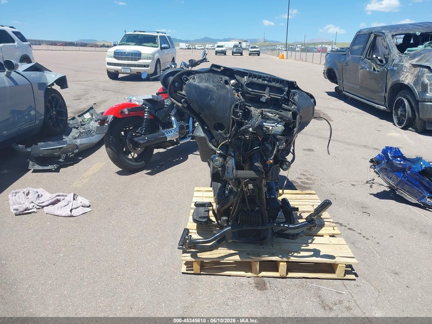 2021 Harley-davidson Street glide VIN 1HD1KRP19MB645367 IAAI salvage auction — FRONT END, Salvage (Colorado), sold $2,150 on 2026-09-30 (photo 5)