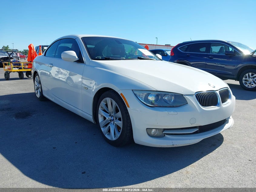 2013 BMW 3er VIN WBADW3C5XDJ525394 IAAI salvage auction — HAIL, Salvage (Illinois), sold $3,500 on 2026-07-14 (photo 1)