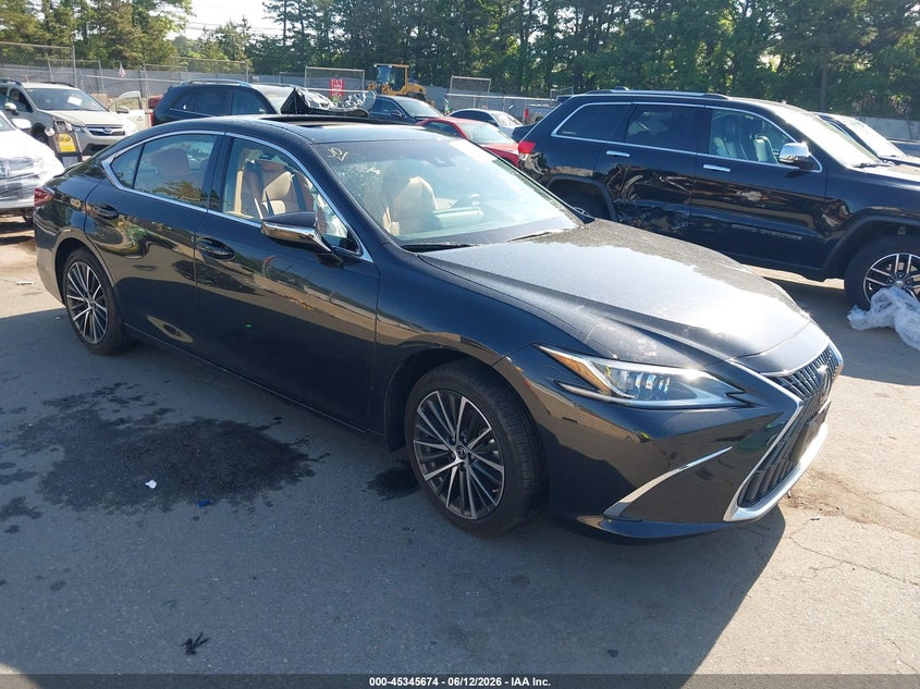 2024 Lexus ES VIN 58ADZ1B14RU180449 IAAI salvage auction — SIDE, Wait Title, sold $10,000 on 2026-08-01 (photo 1)