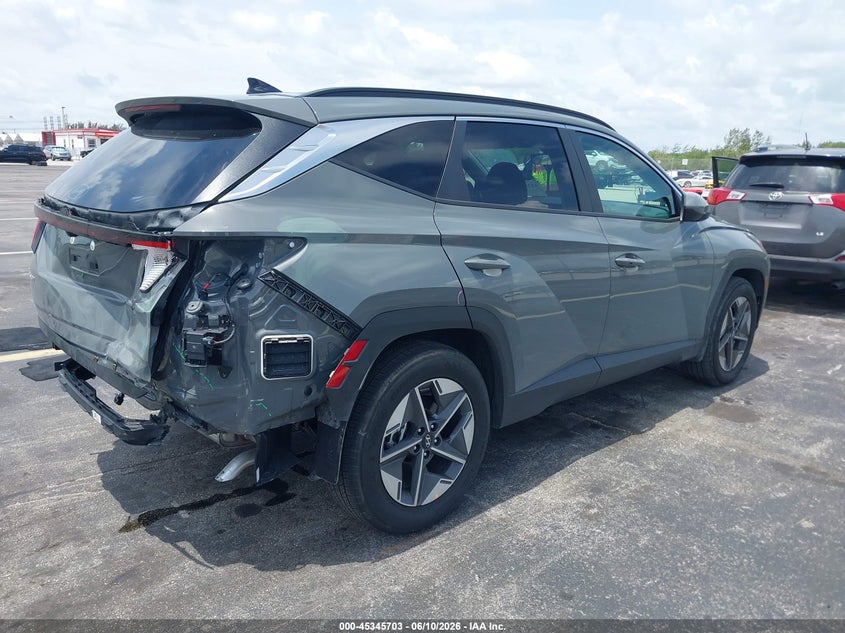 2026 Hyundai Tucson VIN 5NMJB3DE9TH682256 IAAI salvage auction — REAR END, Rebuildable (Florida), sold $12,500 on 2026-07-30 (photo 4)