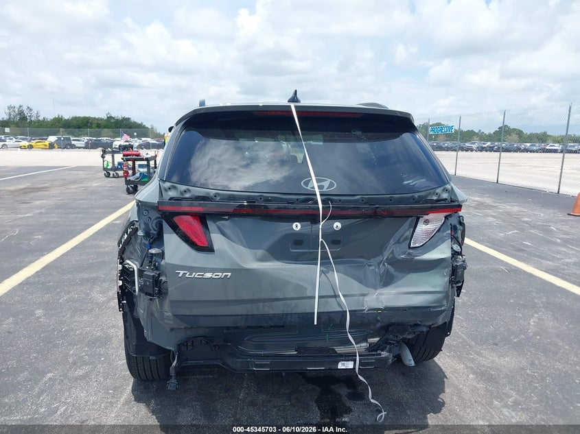 2026 Hyundai Tucson VIN 5NMJB3DE9TH682256 IAAI salvage auction — REAR END, Rebuildable (Florida), sold $12,500 on 2026-07-30 (photo 6)