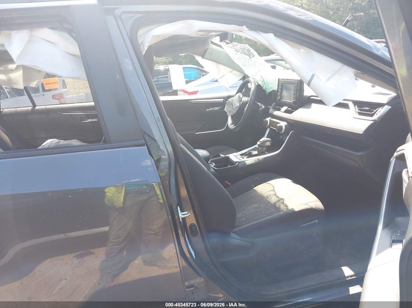 2019 Toyota Rav 4 VIN JTMW1RFV2KD019949 IAAI salvage auction — ROLLOVER, Salvage (Alabama), sold $3,150 on 2026-07-15 (photo 5)