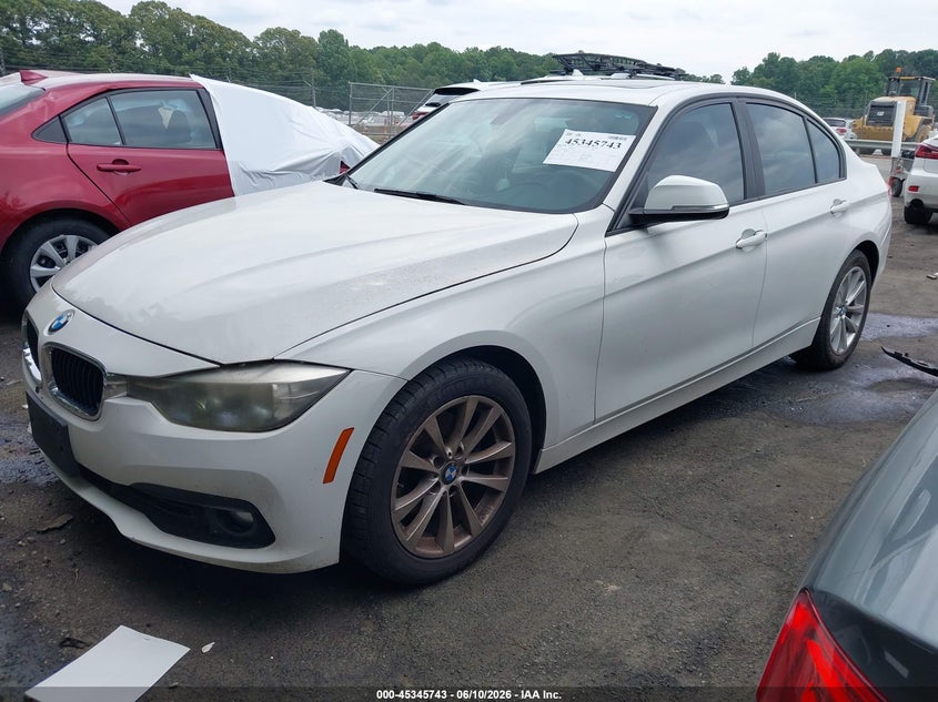 2016 BMW 3er VIN WBA8E1G56GNT37116 IAAI salvage auction — NORMAL WEAR, Clear (North Carolina), sold $1,200 on 2026-07-09 (photo 2)