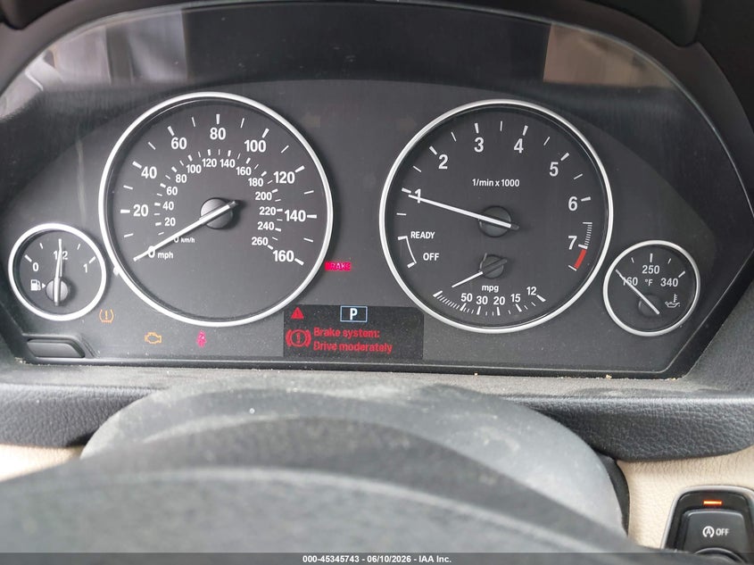 2016 BMW 3er VIN WBA8E1G56GNT37116 IAAI salvage auction — NORMAL WEAR, Clear (North Carolina), sold $1,200 on 2026-07-09 (photo 7)