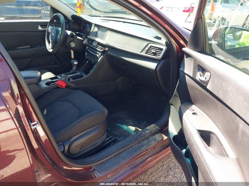 2018 Kia Optima VIN 5XXGT4L3XJG232561 IAAI salvage auction — HAIL, Salvage (Iowa), sold $450 on 2026-07-27 (photo 5)