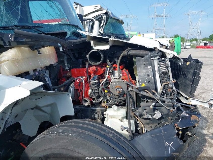 2025 International VIN 3HAEUMML7SL400337 IAAI salvage auction — FRONT END, Salvage Title, sold $10,600 on 2026-07-22 (photo 9)