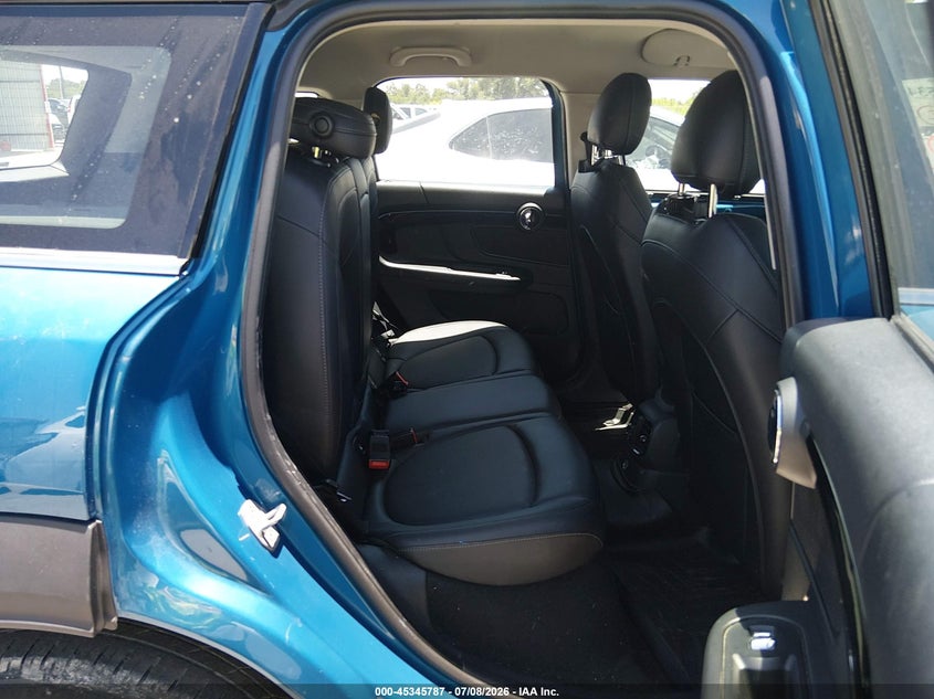 2019 Mini VIN WMZYU7C55K3F93530 IAAI salvage auction — SIDE, Original (Texas), sold $4,250 on 2026-08-09 (photo 8)