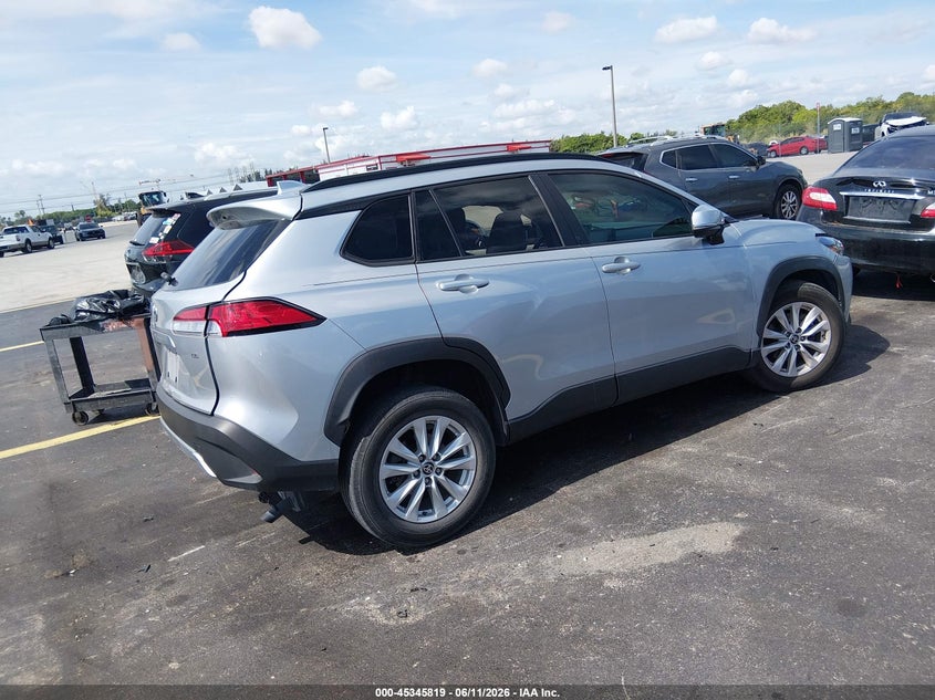 2022 Toyota Corolla cross VIN 7MUCAAAG4NV007457 IAAI salvage auction — LEFT SIDE, Salvage Title, sold $5,550 on 2026-07-23 (photo 4)