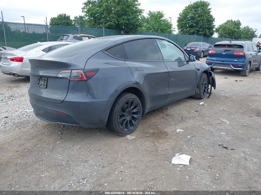 2021 Tesla Model y VIN 5YJYGDEE3MF251600 IAAI salvage auction — FRONT END, Salvage (Pennsylvania), sold $5,550 on 2026-07-16 (photo 4)