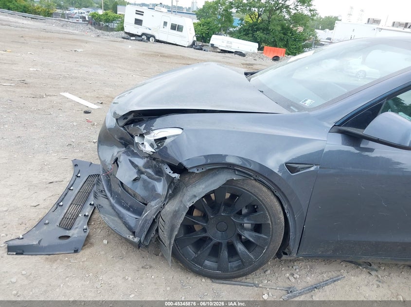 2021 Tesla Model y VIN 5YJYGDEE3MF251600 IAAI salvage auction — FRONT END, Salvage (Pennsylvania), sold $5,550 on 2026-07-16 (photo 6)
