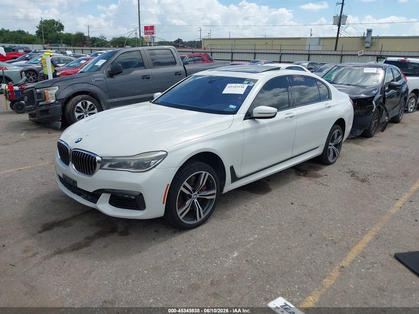 2017 BMW 7er VIN WBA7F0C55HGM21393 IAAI salvage auction — RIGHT SIDE, Original (Texas), sold $6,200 on 2026-08-20 (photo 2)