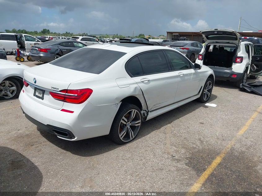 2017 BMW 7er VIN WBA7F0C55HGM21393 IAAI salvage auction — RIGHT SIDE, Original (Texas), sold $6,200 on 2026-08-20 (photo 4)