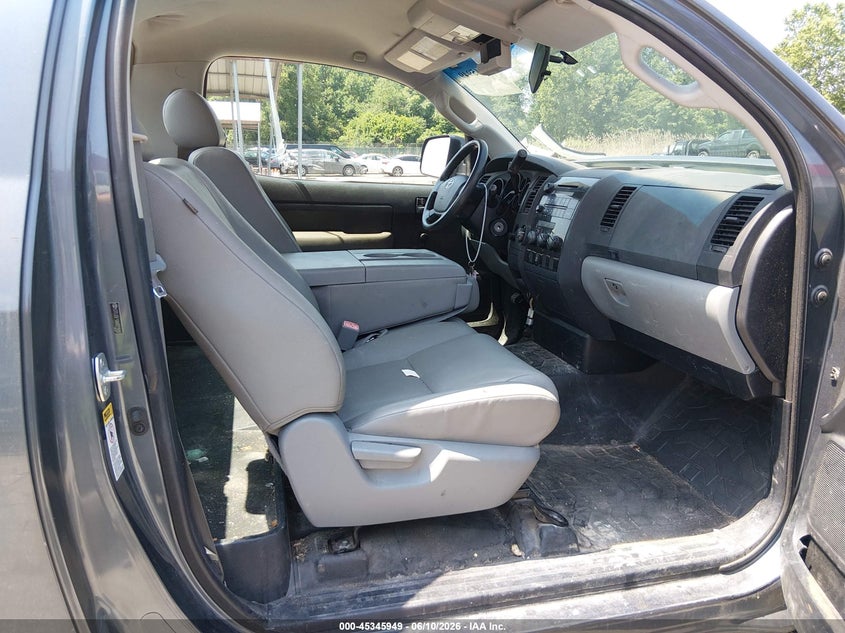 2010 Toyota Tundra VIN 5TFLU5F10AX021910 IAAI salvage auction — SIDE, Salvage - Greater Than 75% (Maryland), sold $2,200 on 2026-07-11 (photo 5)