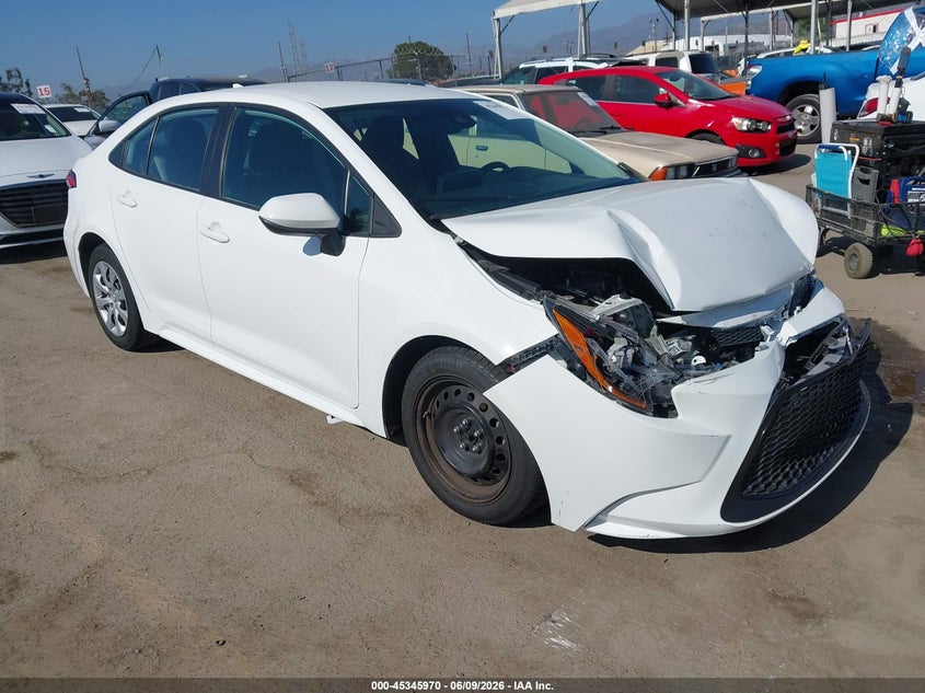 2022 Toyota Corolla VIN 5YFEPMAE8NP337967 IAAI salvage auction — FRONT END, Salvage (California), sold $5,000 on 2026-07-22 (photo 1)