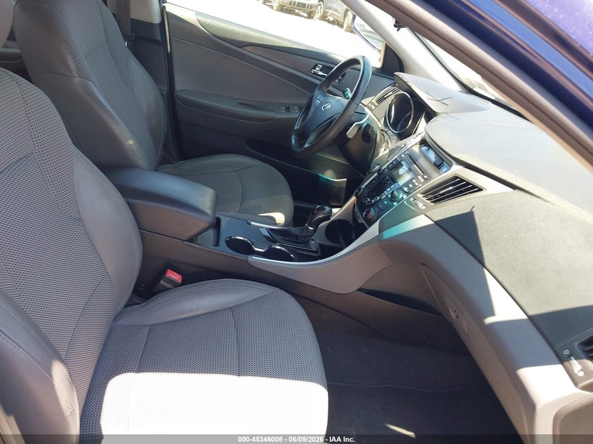 2012 Hyundai Sonata VIN 5NPEC4AC1CH329178 IAAI salvage auction — NORMAL WEAR, Clear (Pennsylvania), sold $550 on 2026-07-10 (photo 5)