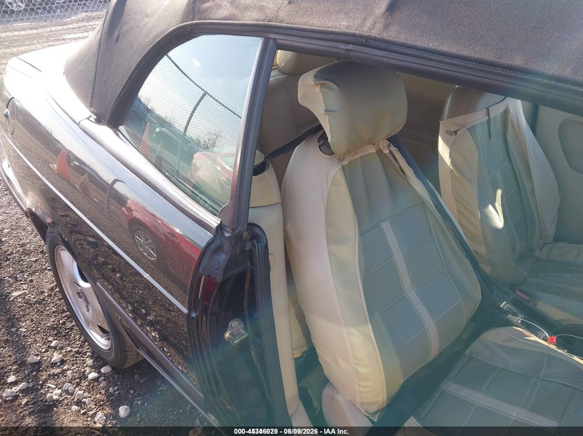 1999 Saab 9-3 VIN YS3DF78N2X7000455 IAAI salvage auction — REAR END, Original (Ohio), sold $350 on 2026-07-09 (photo 8)