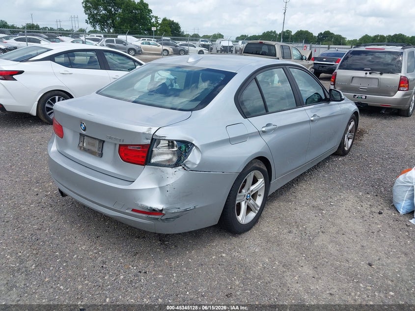2015 BMW 3er VIN WBA3A5C59FP605047 IAAI salvage auction — REAR END, Salvage (Louisiana), sold $625 on 2026-08-05 (photo 4)
