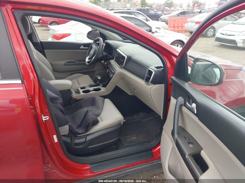 2020 Kia Sportage VIN KNDPM3AC4L7766922 IAAI salvage auction — THEFT, Salvage (Illinois), sold $3,100 on 2026-07-29 (photo 5)