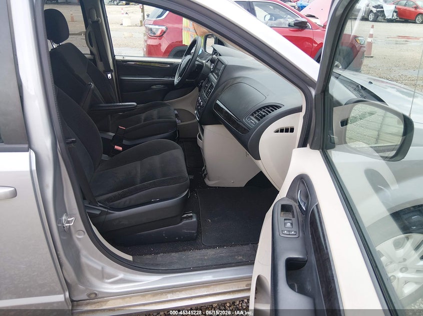 2018 Dodge Grand caravan VIN 2C4RDGBG7JR323998 IAAI salvage auction — NORMAL WEAR, Sf97 (Alabama), sold $10,175 on 2026-08-13 (photo 5)