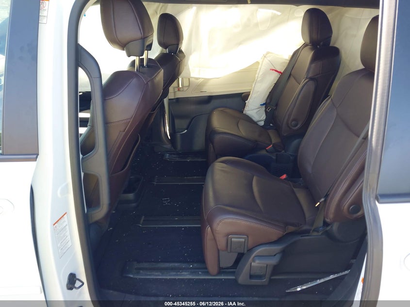 2023 Toyota Sienna VIN 5TDESKFCXPS081285 IAAI salvage auction — RIGHT SIDE, Salvage Title, sold $25,150 on 2026-07-15 (photo 8)