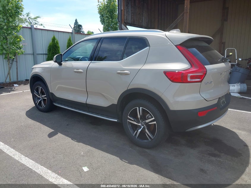 2025 Volvo Xc40 VIN YV4L12UJ2S2519659 IAAI salvage auction — SIDE, Clear (Oregon), sold $14,500 on 2026-07-28 (photo 3)
